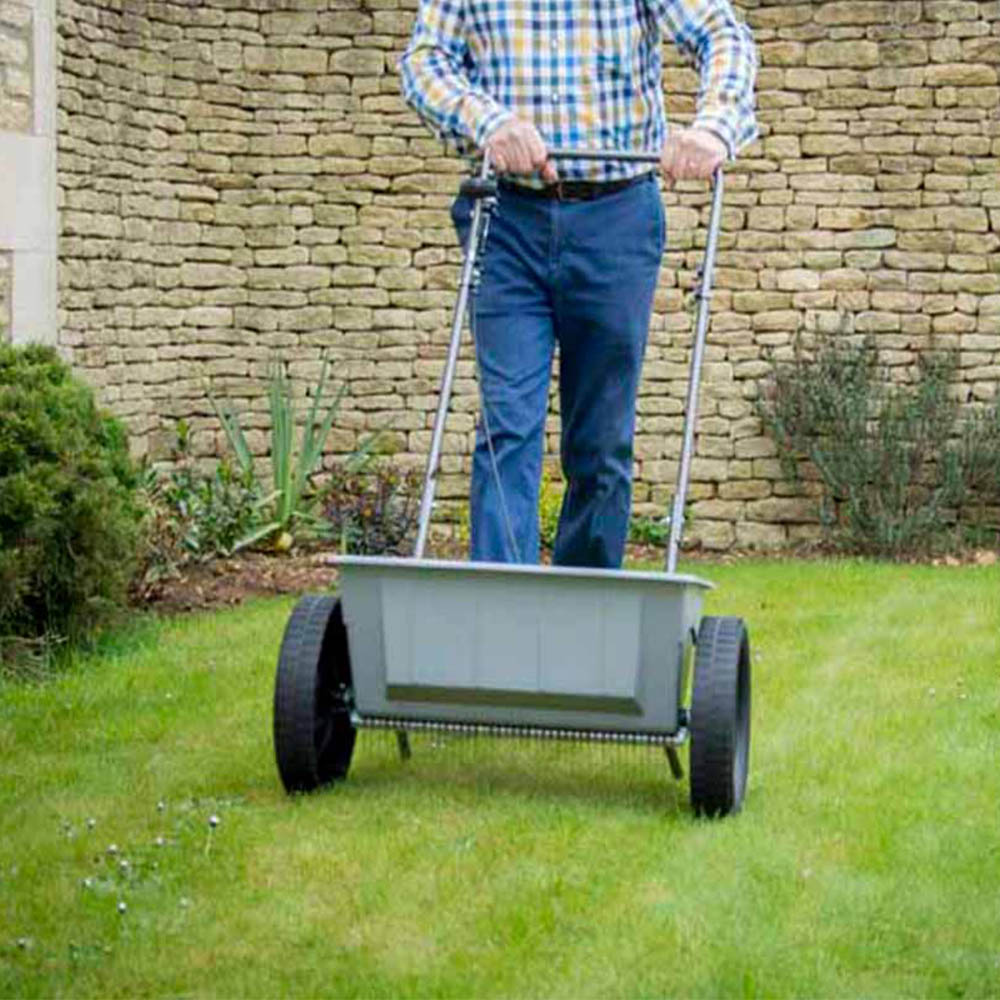Handy Drop 27kg Spreader Image 2