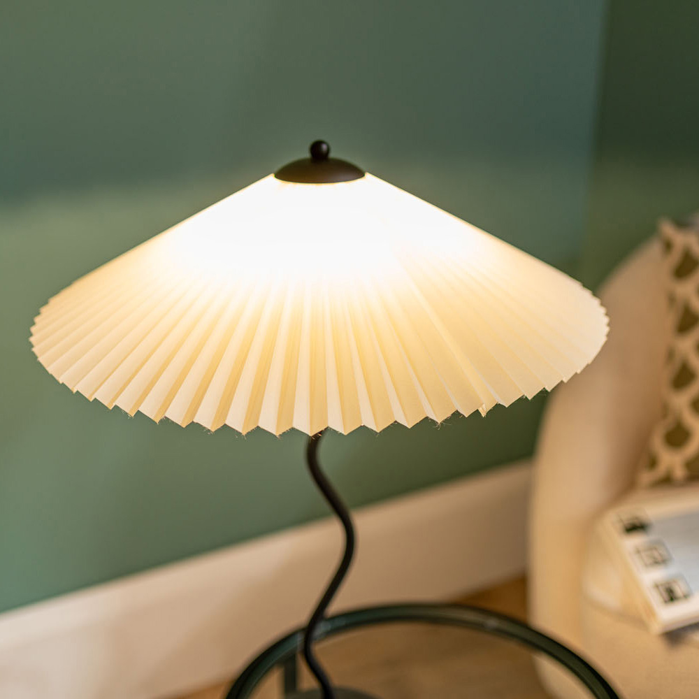 ValueLights Wiggle Black and White Origami Paper Shade Metal LED Table Lamp Image 5
