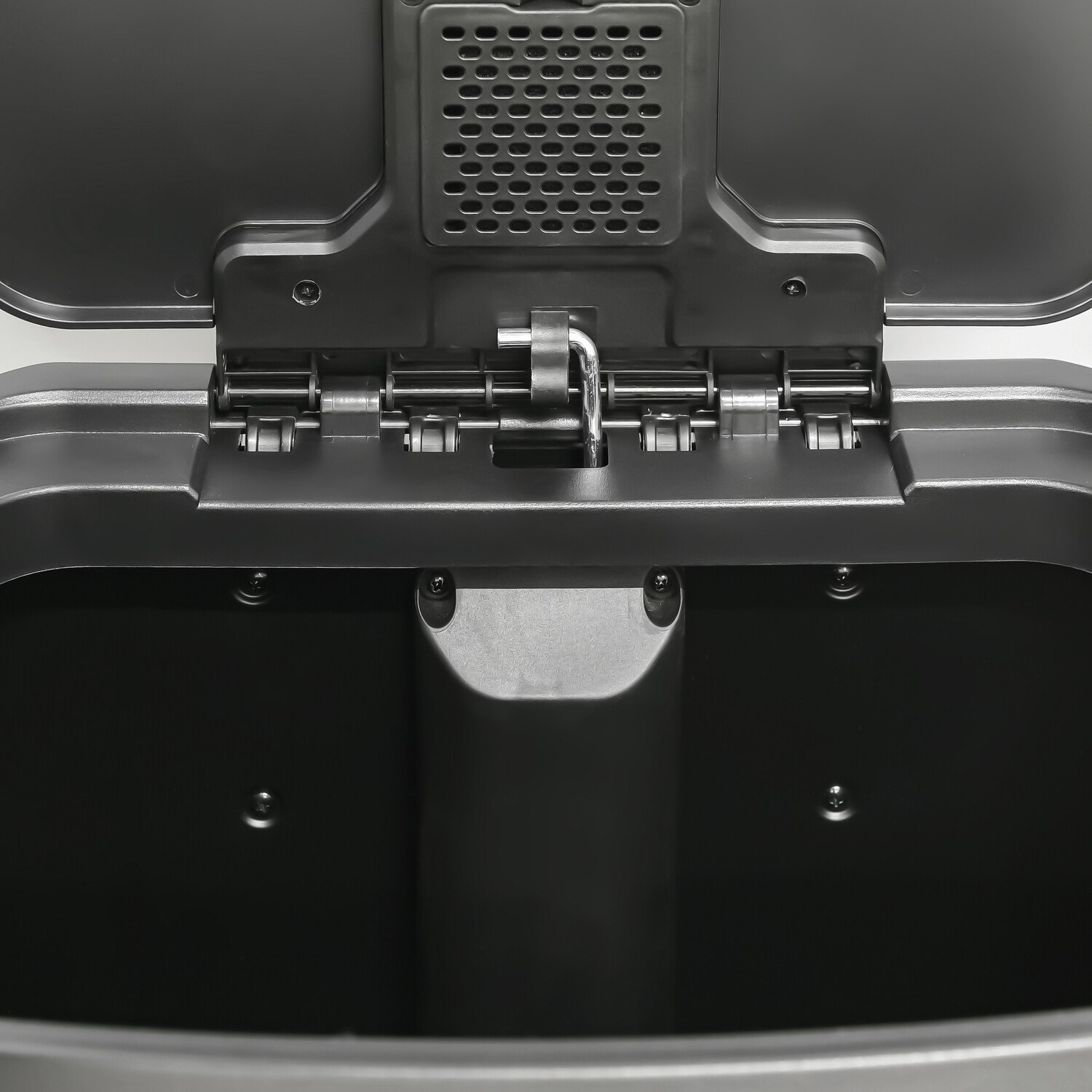 Living Solutions 50L Retro Bin Black Image 3