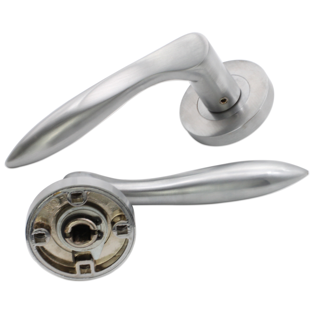 Spira Brass Pearle Satin Chrome Lever Door Handle 2 Pack Image 3