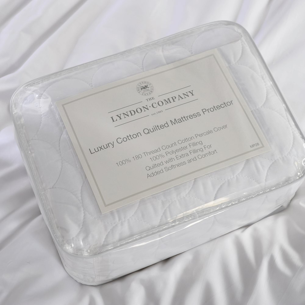 The Lyndon Company Super King Size Cotton Quilted Mattress Protector Image 2