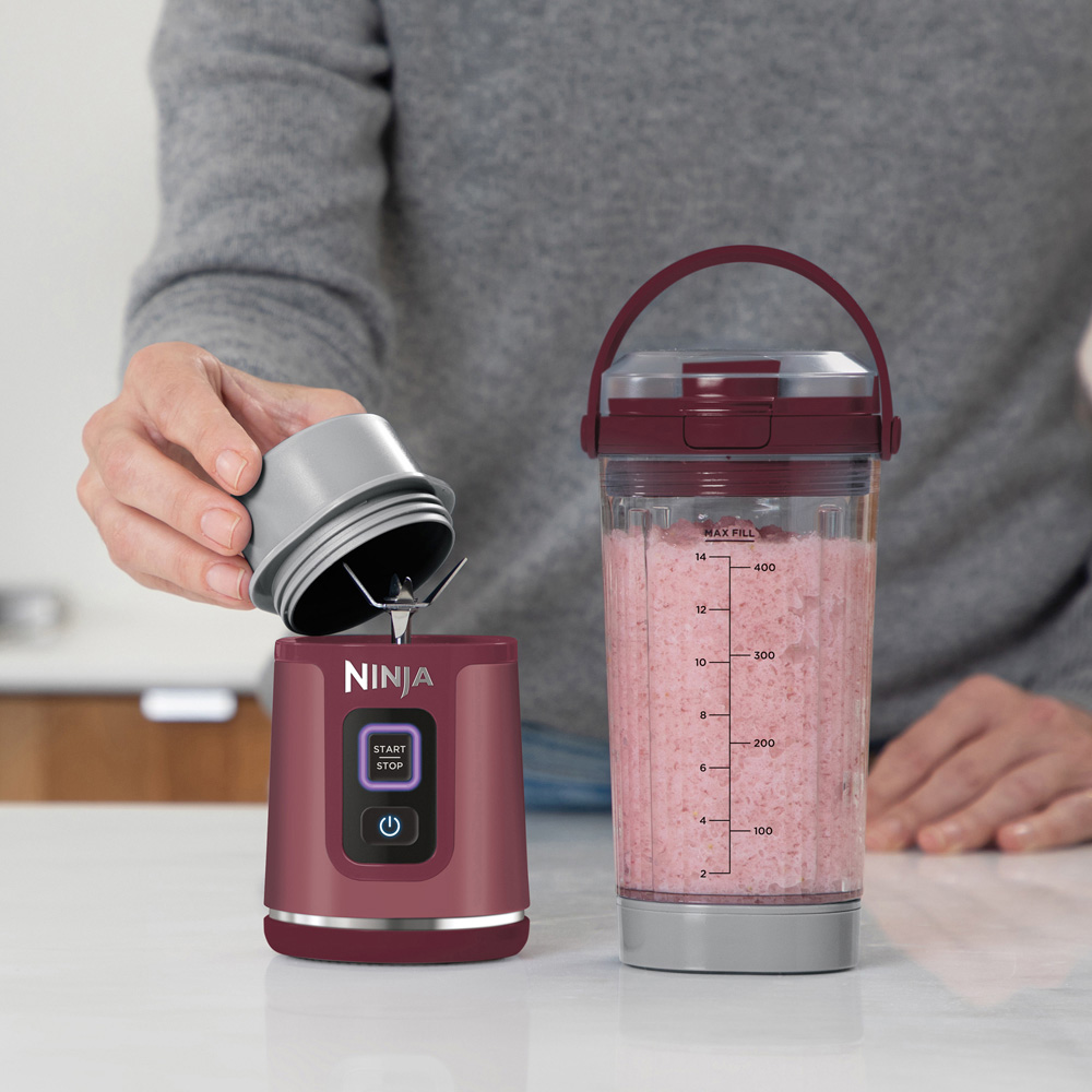 Ninja Blast BC151UKCR Cranberry 530ml Cordless Portable Blender Image 6