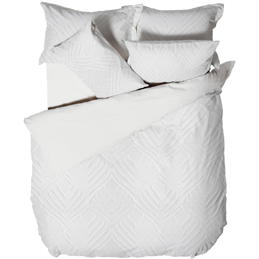 Linen House Palm Springs Super King Ogee Tufted Duvet Cover Set Image 2