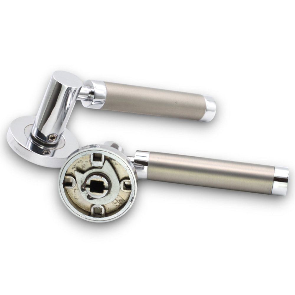 Spira Brass Zest Dual Tone Lever Door Handle 2 Pack Image 3