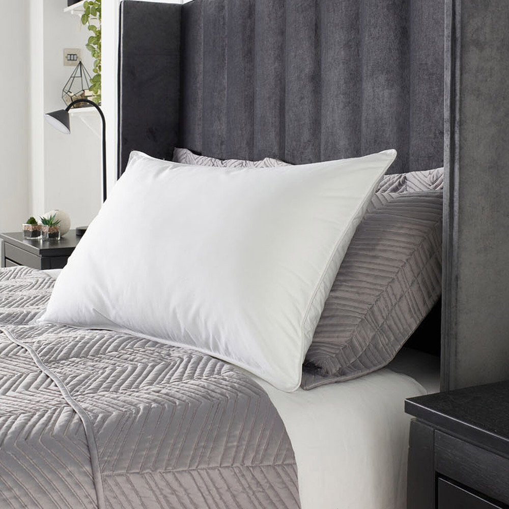 Divante Ultimate White Cotton Pillow 48 x 74cm Image 2