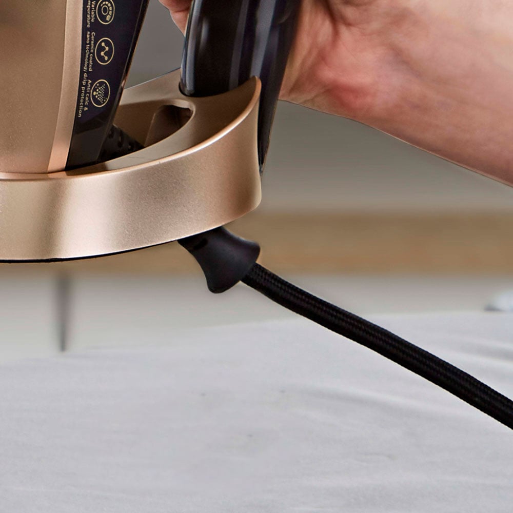 Tower T22021GLD Ceraglide Steam Iron 3100W Image 4