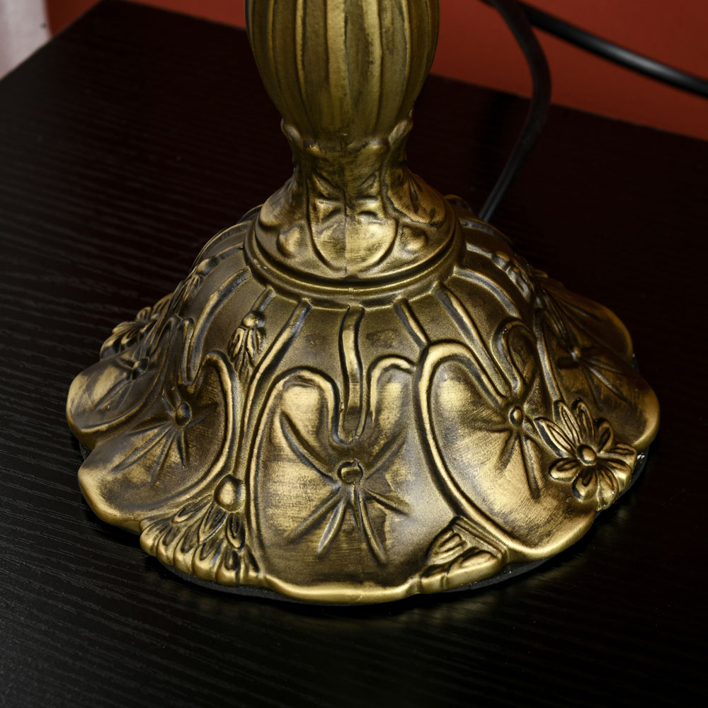 Portland Stained Glass Antique Table Lamp Image 3