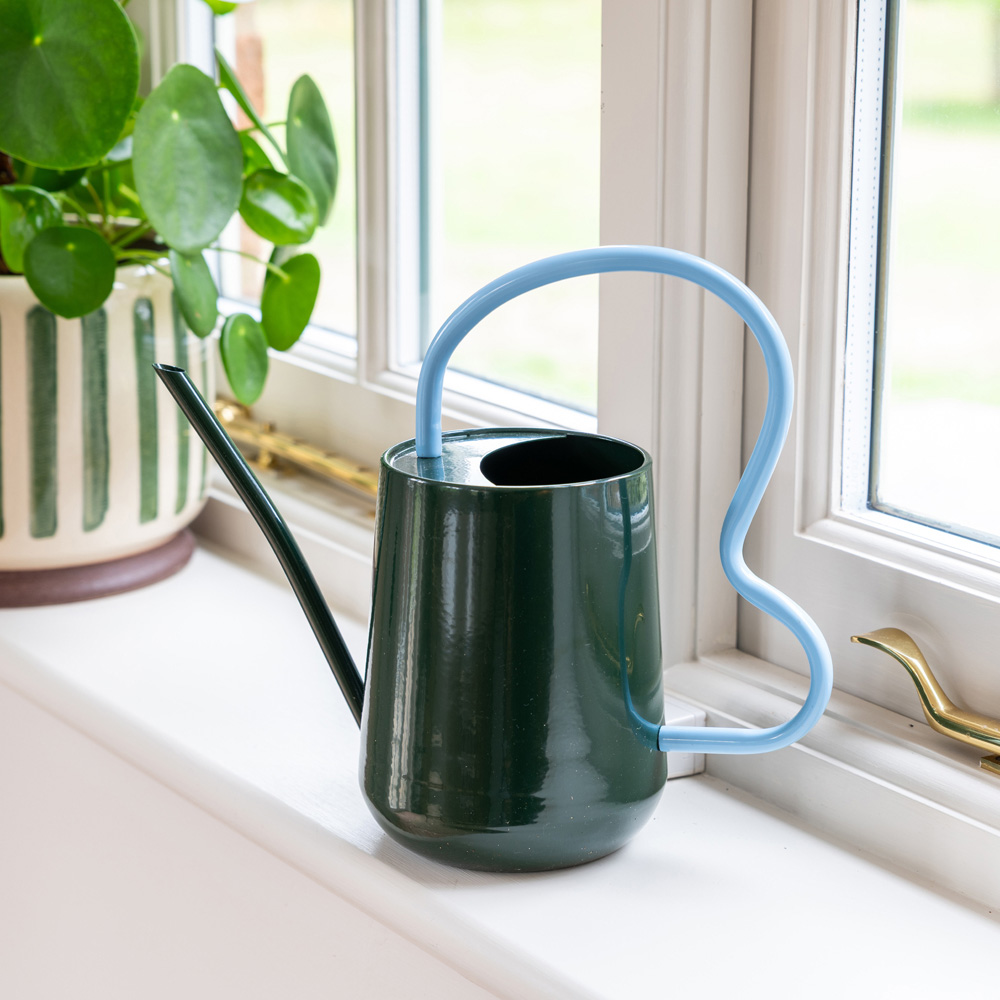 Burgon & Ball Dark Green Galvanised Steel Indoor Watering Can with Scalloped Handle 1.2L Image 5