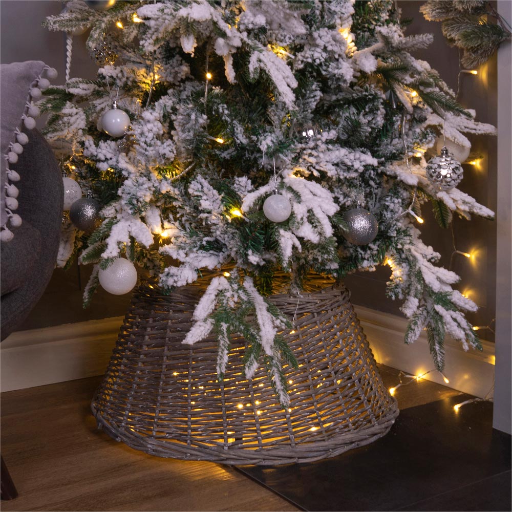 St Helens Brown Wicker Christmas Tree Skirt 28 x 57cm Image 2