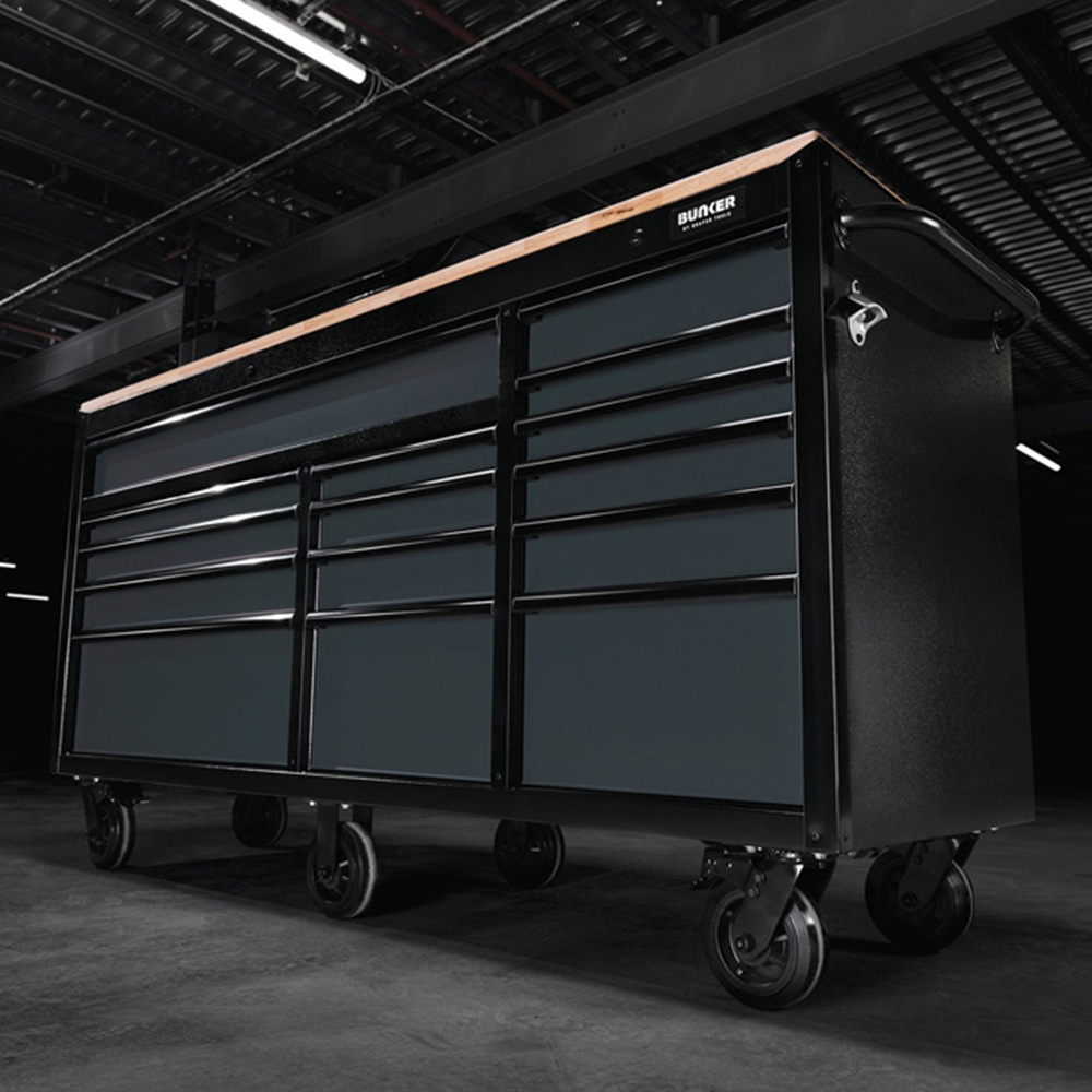 BUNKER 72 inch 15 Drawer Black Roller Tool Chest Image 7