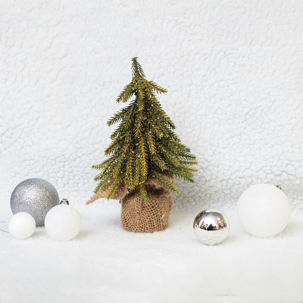 St Helens Gold Finish Decorative Christmas Tree 20cm Image 4