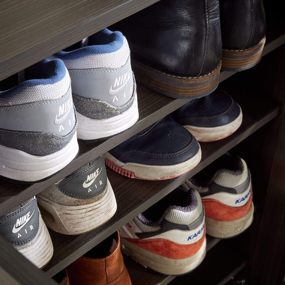 Home Source Oslo 2 Door Dark Brown Shoe Cabinet Image 6