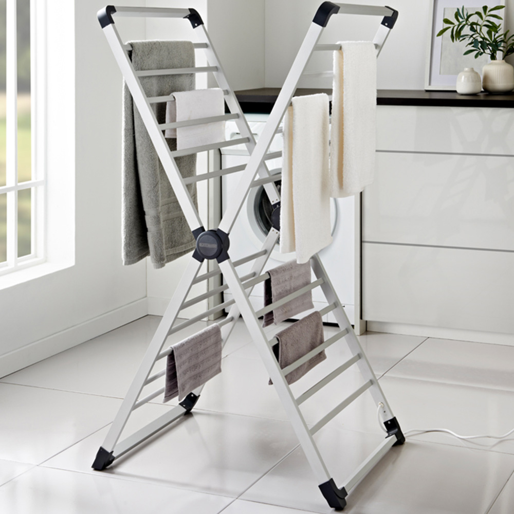 Black+Decker X Frame Heated Laundry Airer Image 4