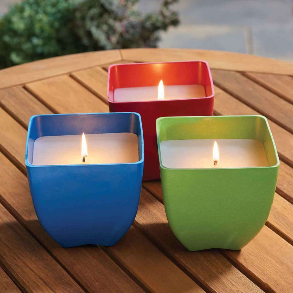 Citronella Garden Candle with Biodegradable Pot Image 2