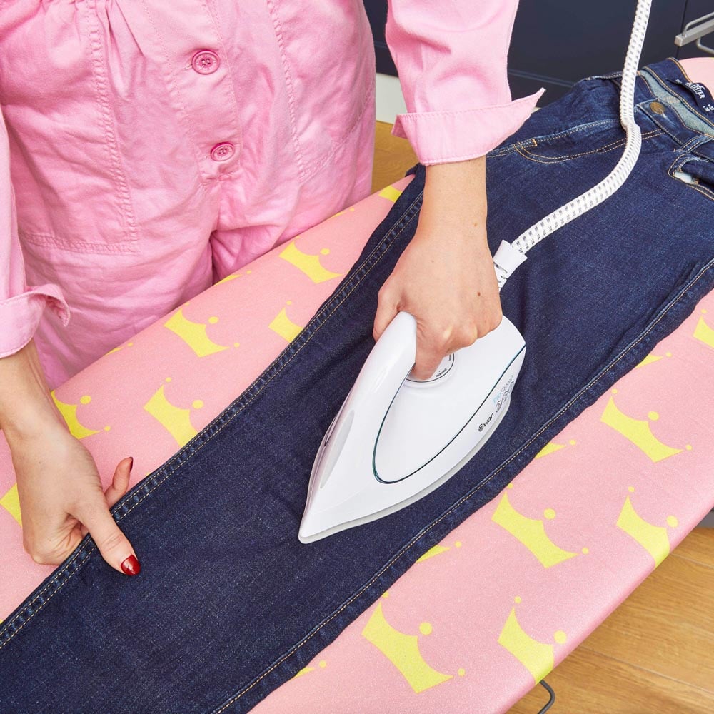 Swan x Lynsey Ironing Board 137 x 46cm Image 2