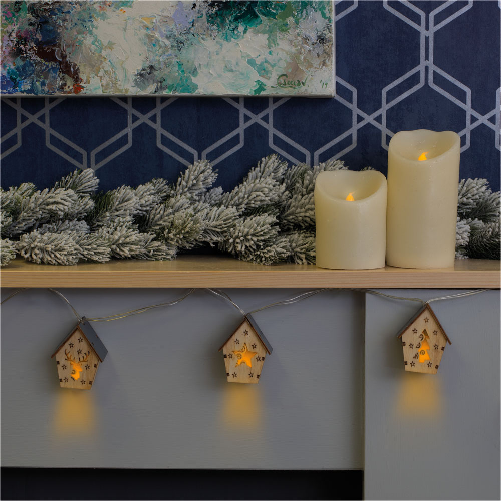 St Helens Battery Powered Christmas Wooden House Light String Image 3