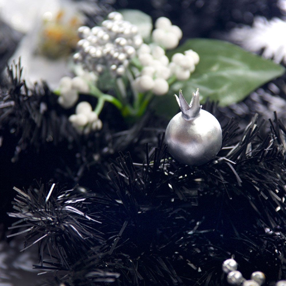 Best Artificial Black and Silver Christmas Garland 270cm Image 6