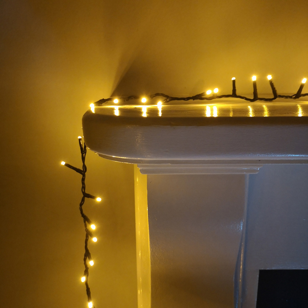 Samuel Alexander TreeBrights 5000 Vintage Gold LED Christmas Light 125m Image 3