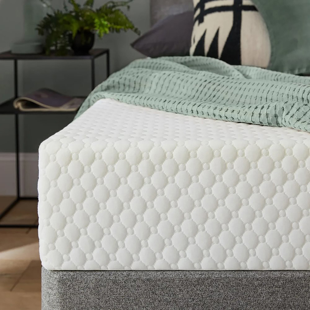 Silentnight Double 7 Zone Memory Foam Mattress Image 4