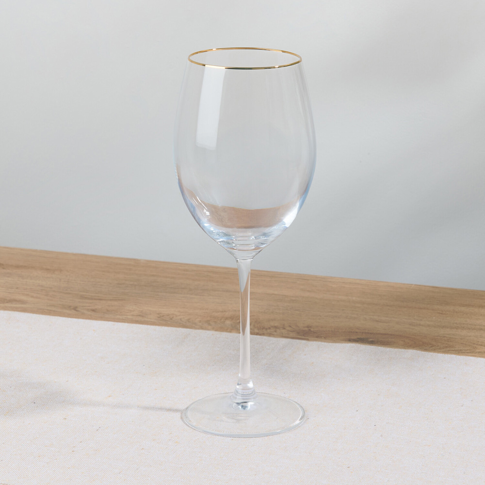 Pack of 4 Gold Rim Wine Glasses Image 4