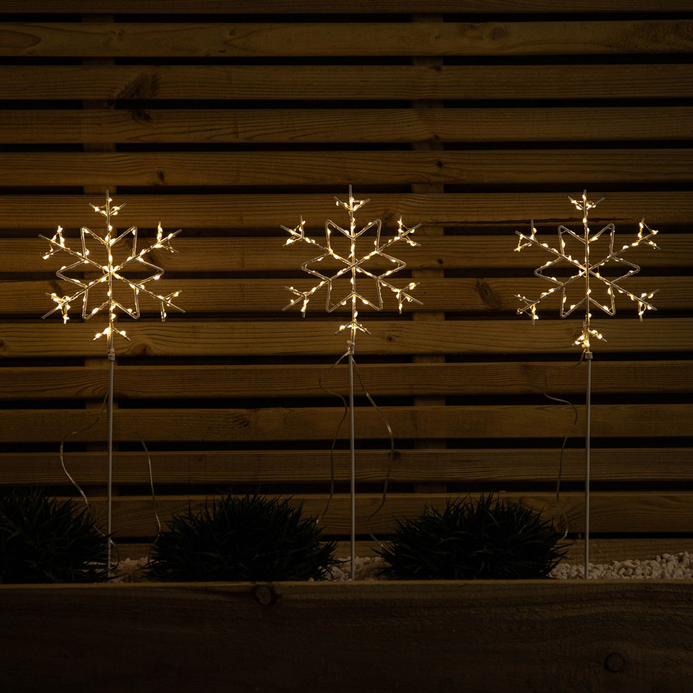 Samuel Alexander 4 Piece 260 Warm White LED Snowflake Christmas Path Light Set Image 4
