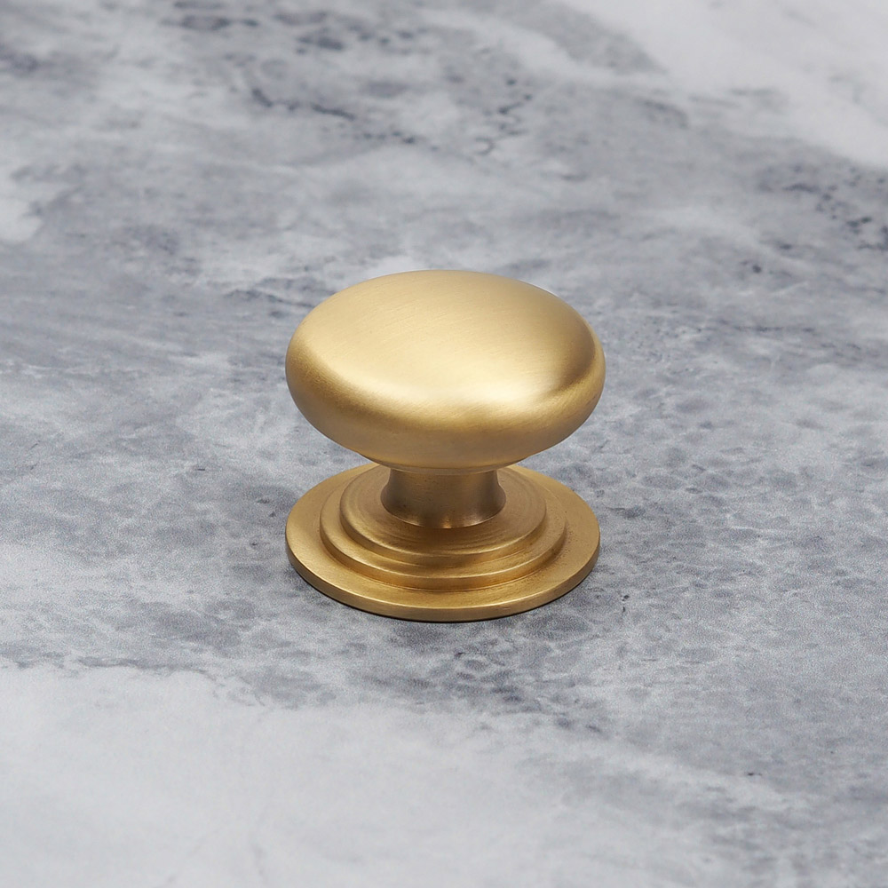 Handle & Home Satin Brass Knob 38mm Image 3