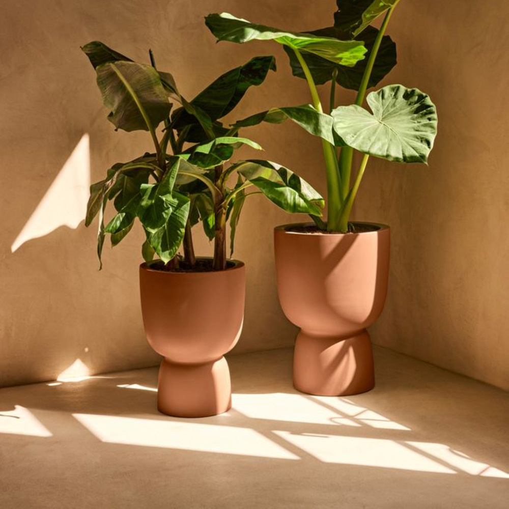 elho Amber Caramel Coupe Plastic Plant Pot 41cm Image 6