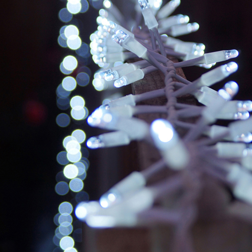 Eagle Connect 1000 Cool White LED White Cluster Light 20m Image 7