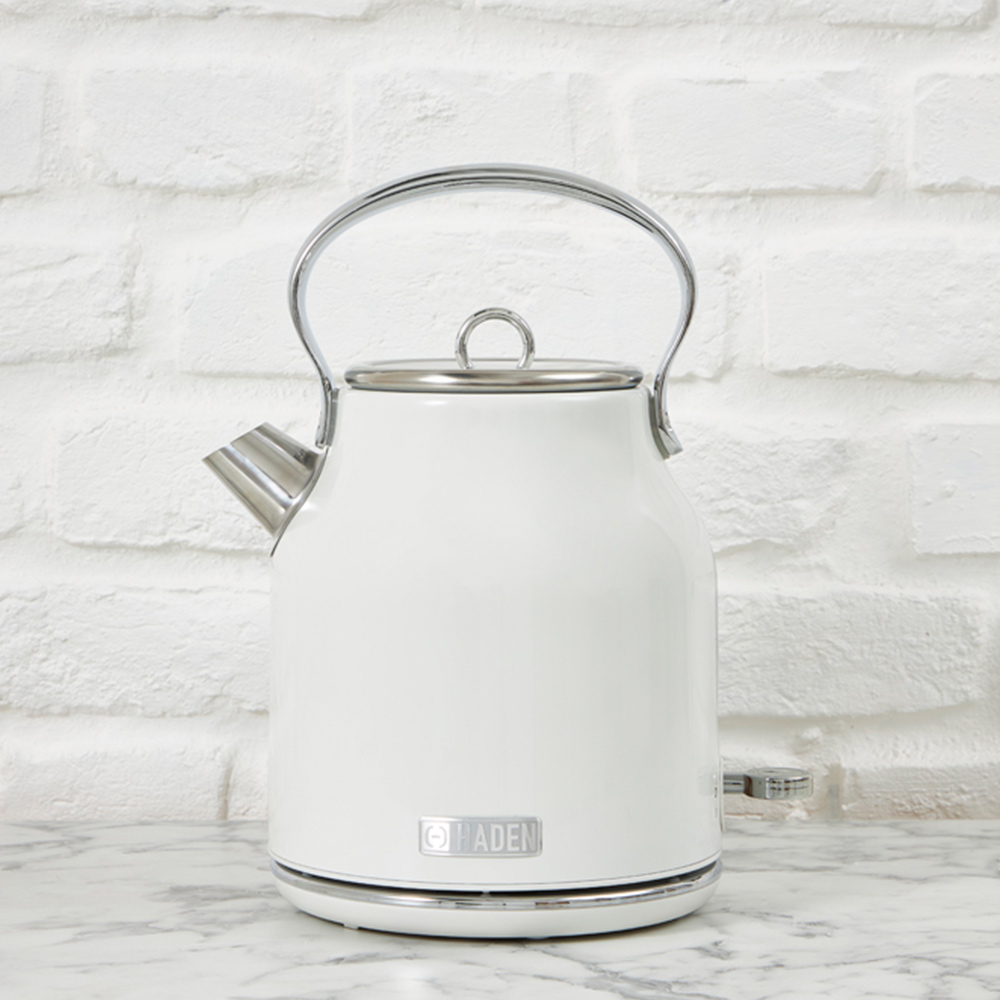 Haden 203939 Ivory Heritage Kettle 1.7L Image 2