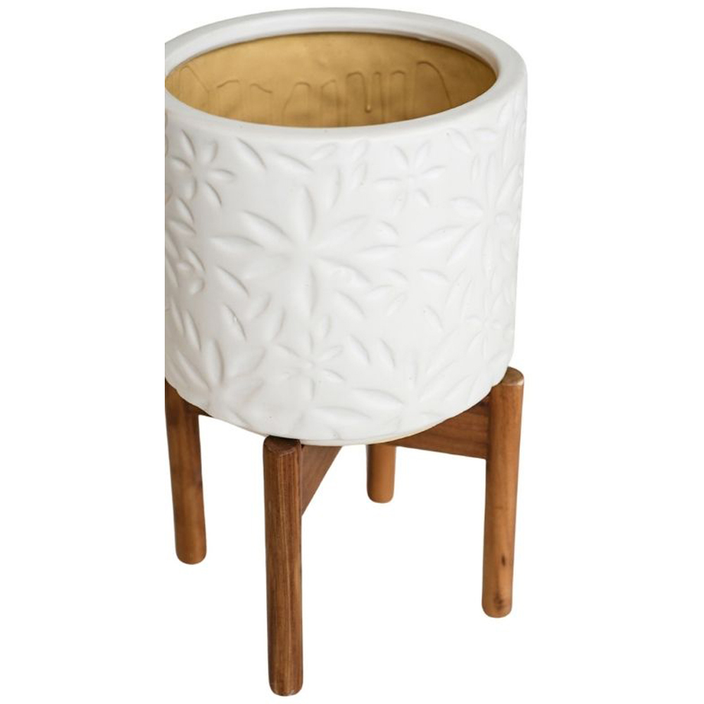 Ivyline Aspen White Flower Planter with Wooden Stand 28cm Image 3