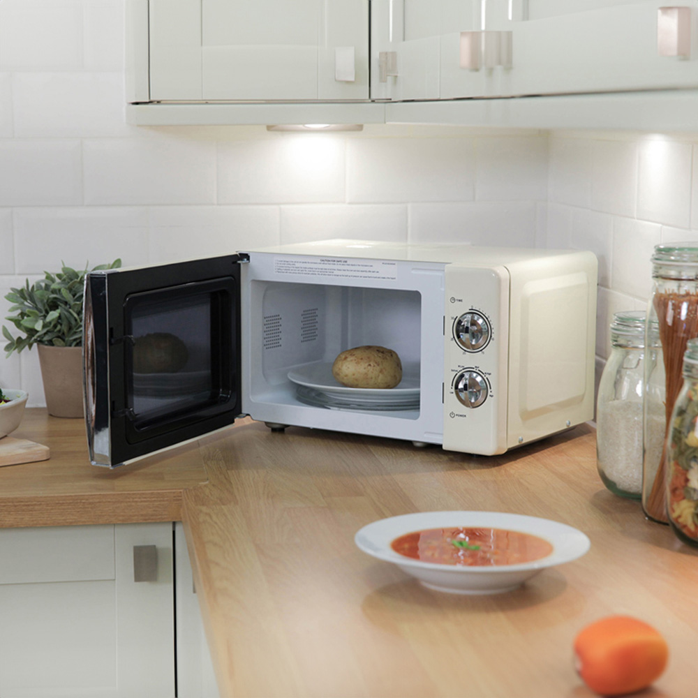 Russell Hobbs RHMM701C-N Cream 17L Colours Plus Manual Microwave 700W Image 6