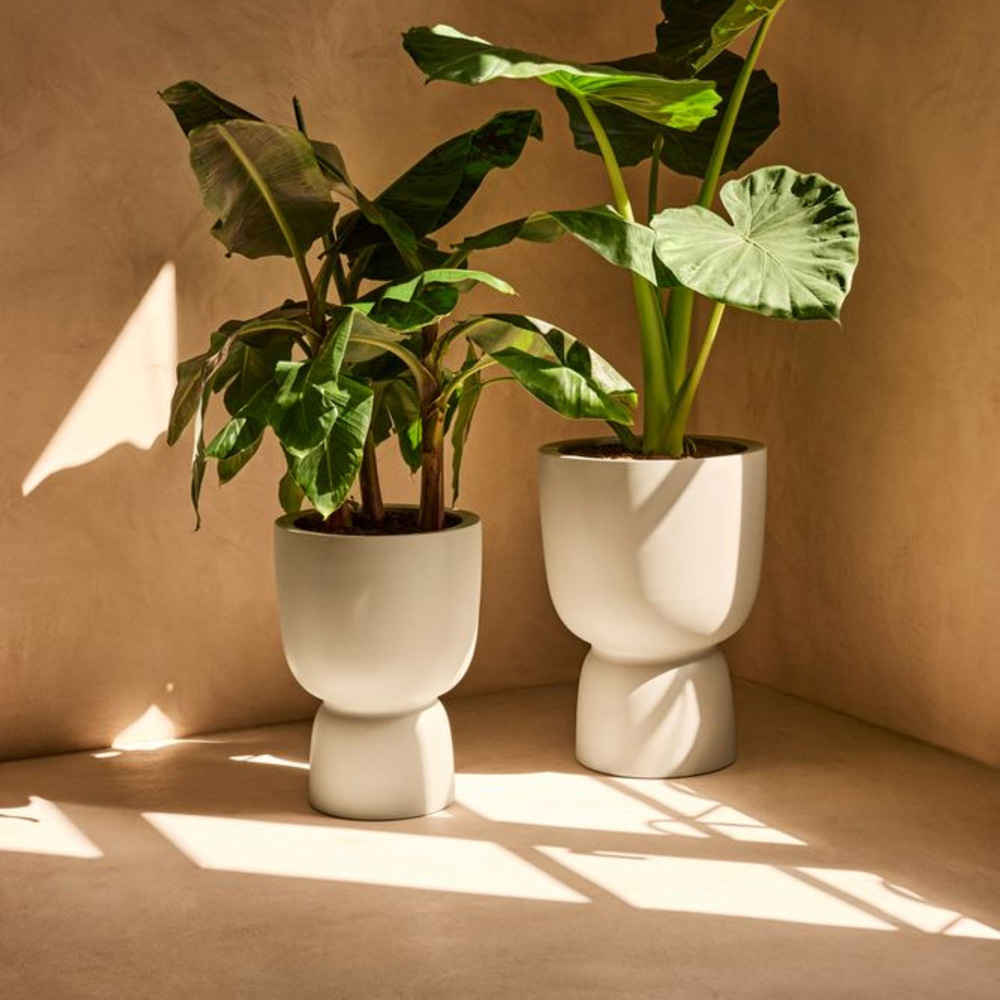 elho Amber White Coupe Plastic Plant Pot 41cm Image 5