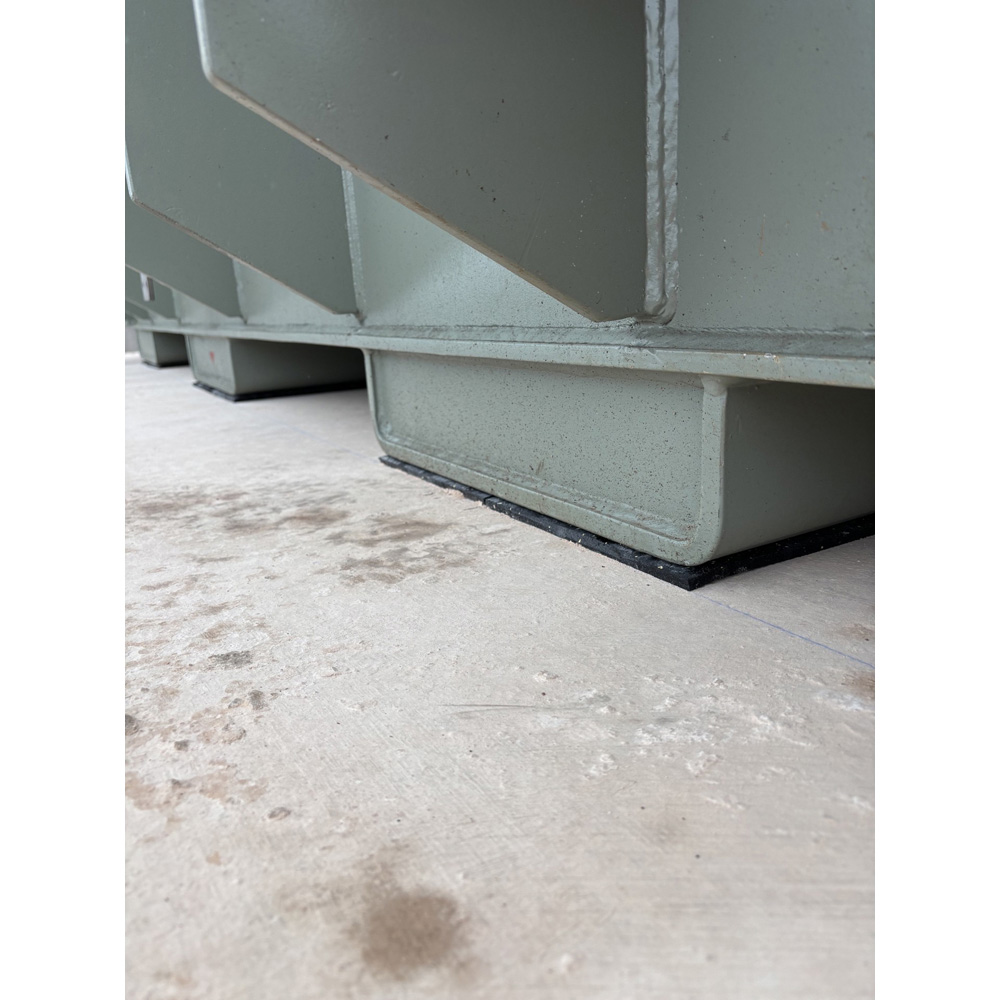 REGUPOL 1000 Certified Friction Load Securing Cargo Pad 200 x 200 x 8mm 24 Pack Image 2