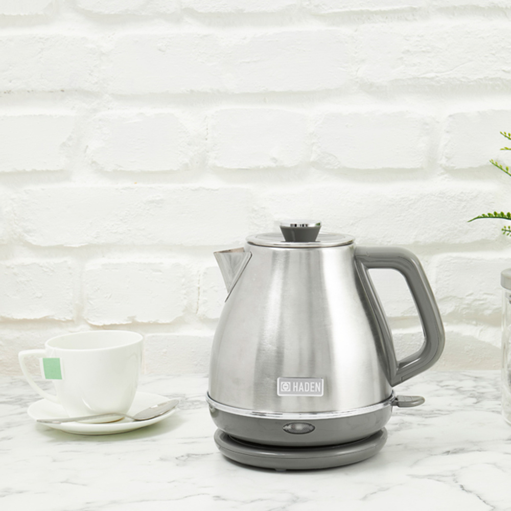 Haden Yeovil 1L Stainless Steel Kettle Image 2