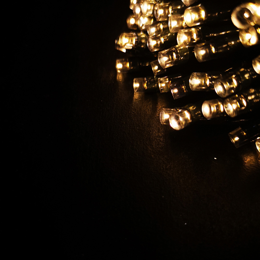 Premier TimeLights 600 Warm White LED Multi-Function Green Cable String Light 60m Image 4