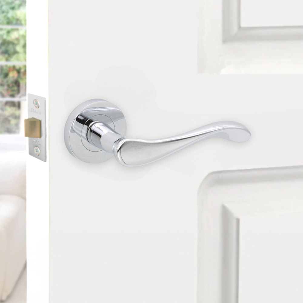 Spira Brass Rosalie Polished Chrome Lever Door Handle 2 Pack Image 2