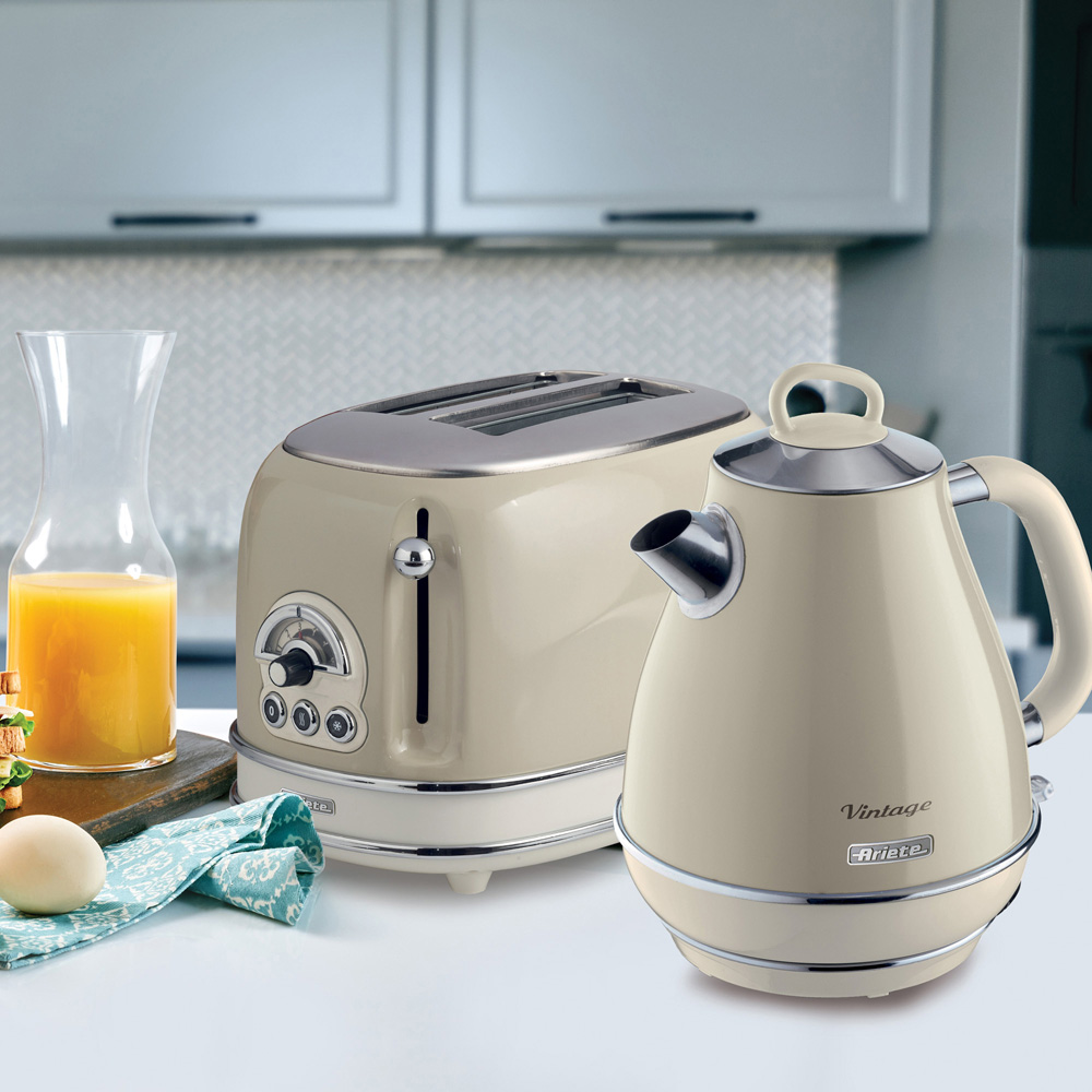 Ariete Vintage Cream 2 Slice Toaster and 1.7L Jug Kettle Set Image 2