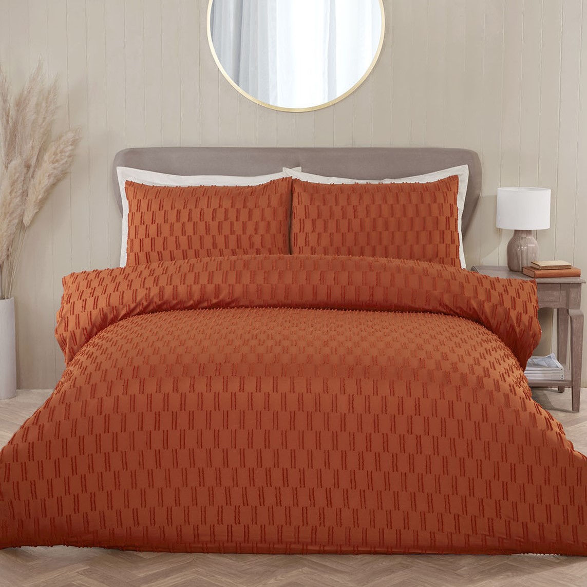 Copenhagen Rust Tufted Duvet Set - Rust / Superking Image 1