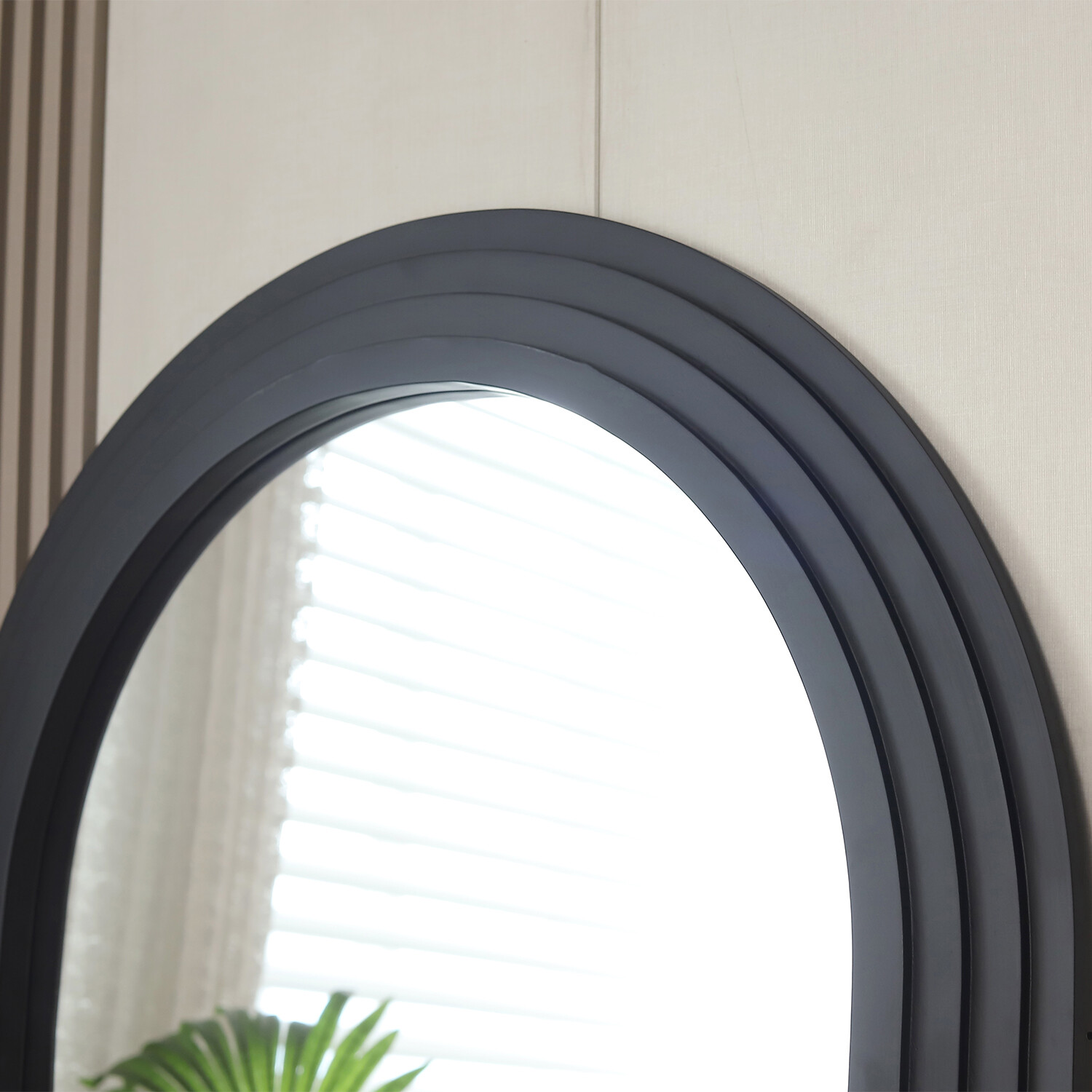 Evie Ridged Arch Lean To Mirror Black Image 4