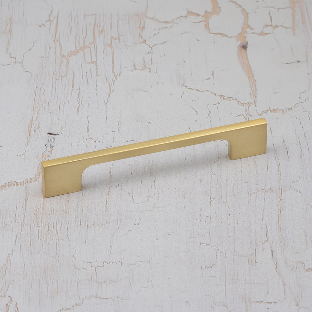 Handle & Home Brushed Brass Slim Handle 128mm Image 2