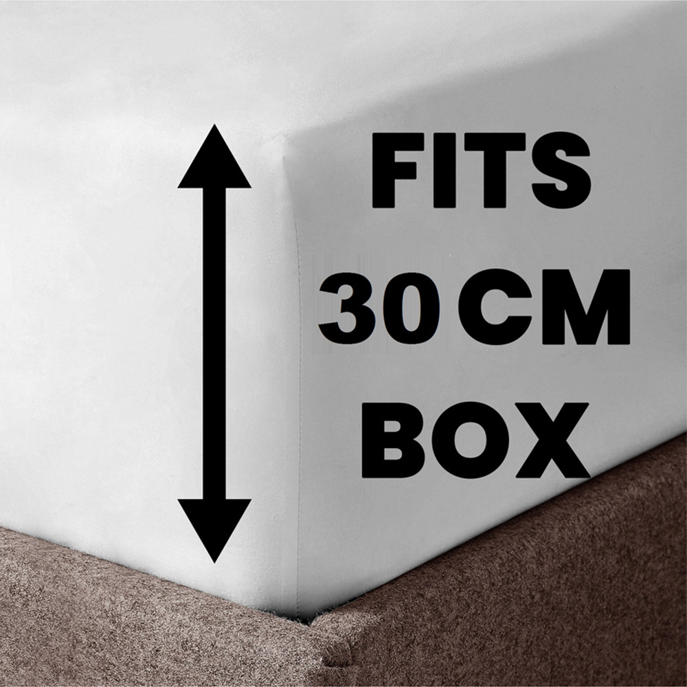 Sweet Dreams King Size White T200 Percale Fitted Sheet Image 3