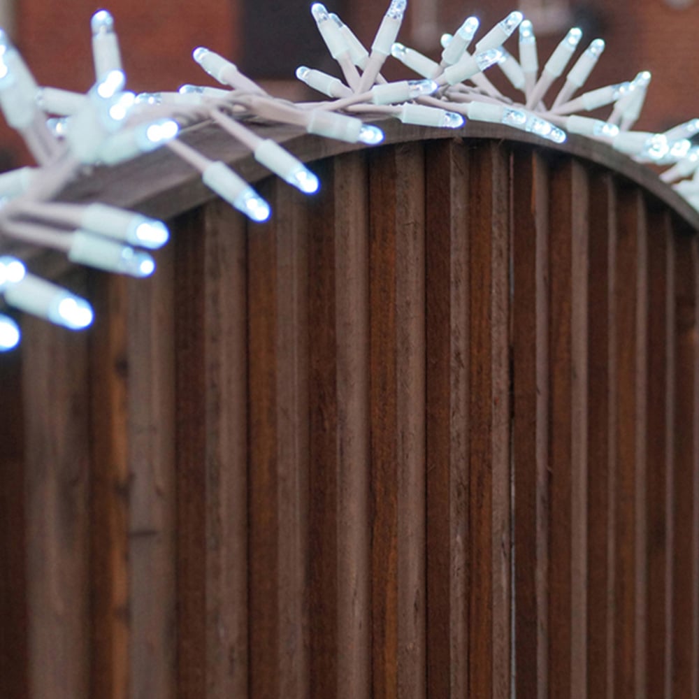 Eagle Connect 1000 Cool White LED White Cluster Light 20m Image 6