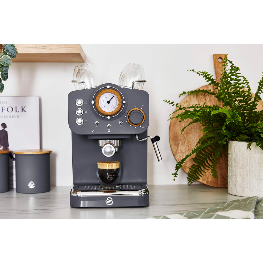 Swan Nordic EEJB212 Grey 4 Slice Toaster 1.7L Kettle and Espresso Coffee Machine Bundle Image 3