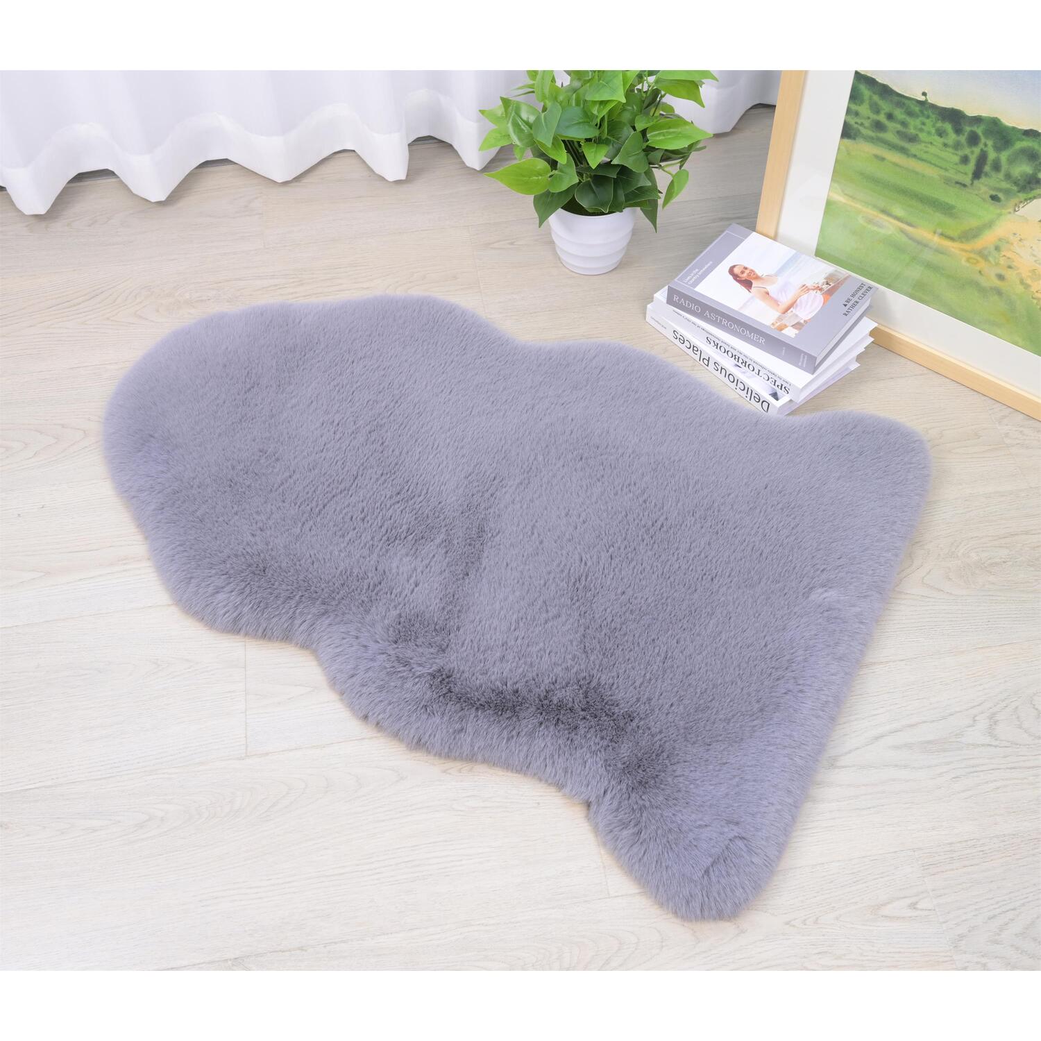Pearl Grey Faux Rabbit Fur Rug 60 x 90cm Image 2