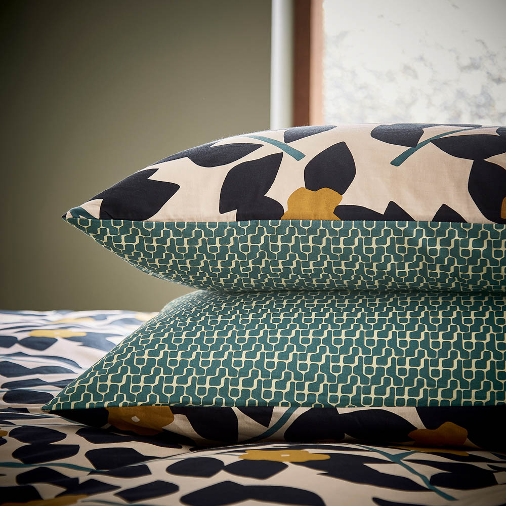 Helena Springfield Linnea Super King Size Multicolour Duvet Set Image 5
