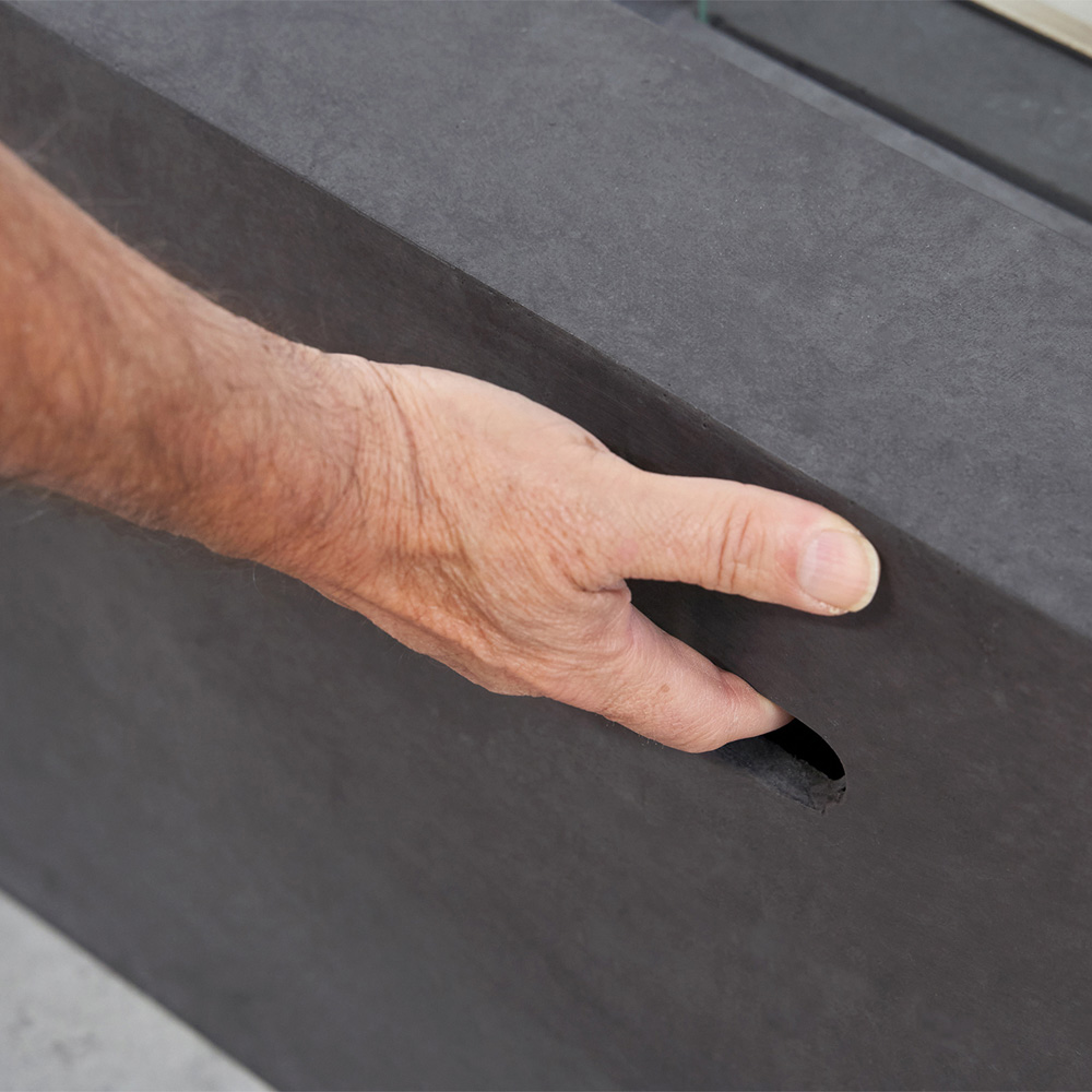 Field & Flame Cassia Dark Concrete Grey Bio-Ethanol Fire Pit 10200 BTU Image 6