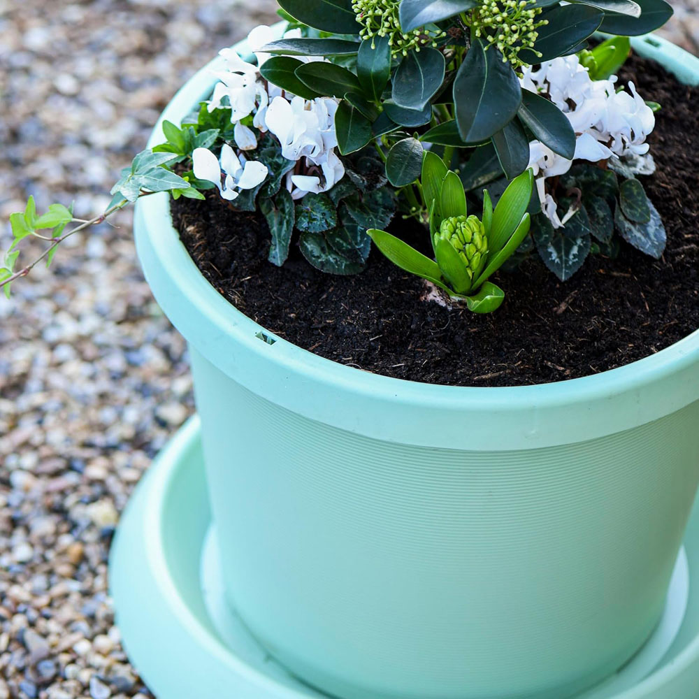 Garden Gear Pistachio Green Plastic Plant Pot with Saucer 42cm Image 3
