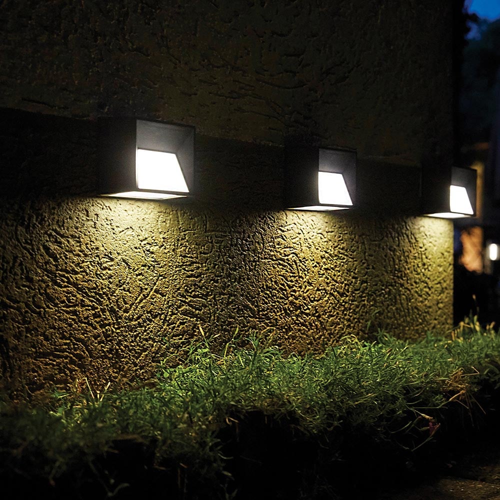 Luxform Skye LED Intelligent Solar Wall Light Image 5