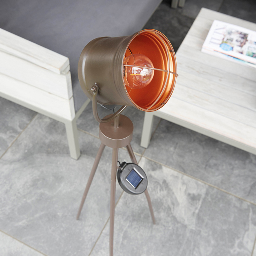 Luxform Leipzig LED Solar Garden Studio Tripod Image 3