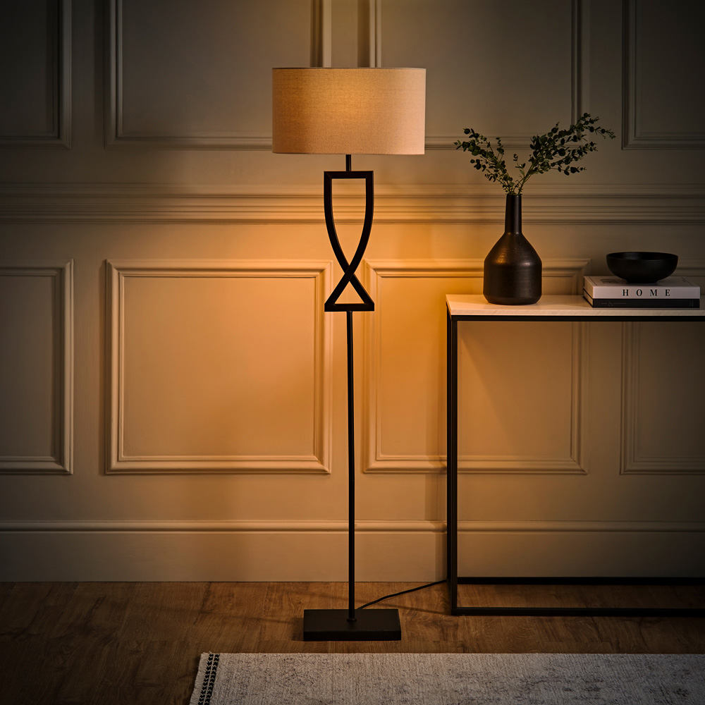 ValueLights Katniss Crossover Black and Natural Shade Metal LED Floor Lamp Image 2